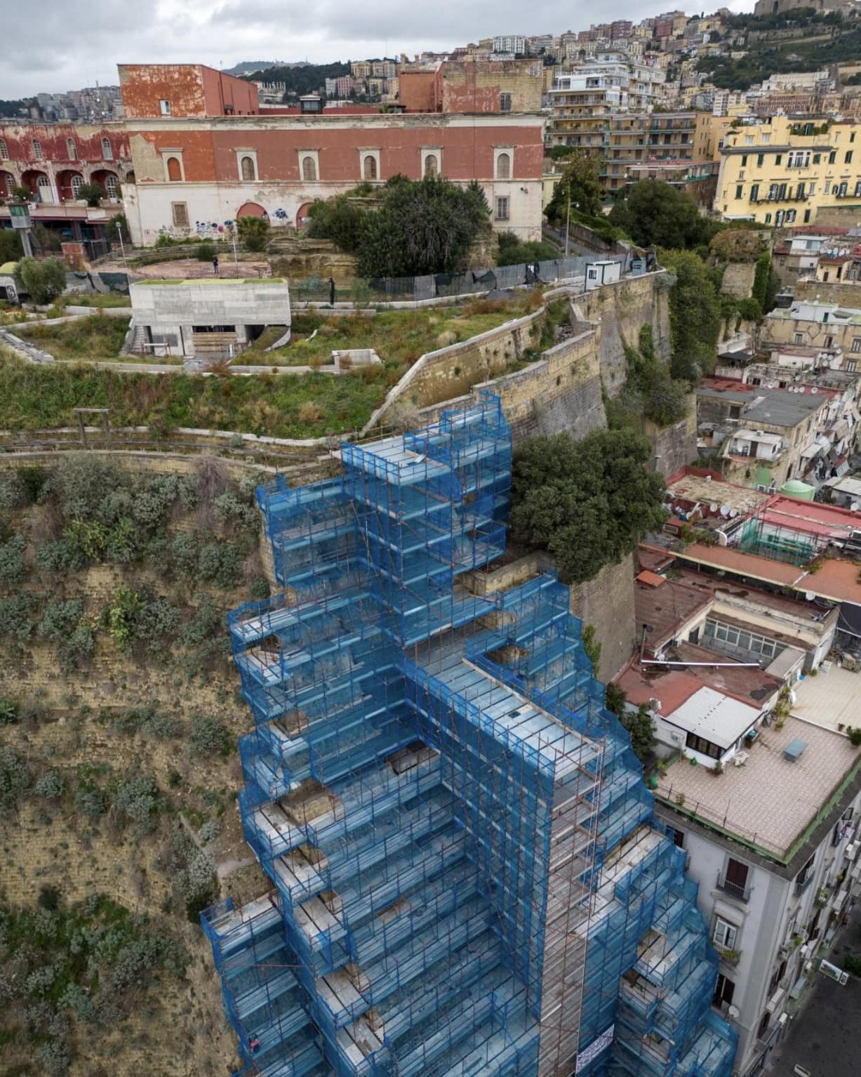 Naples After 25 Years Pizzofalcone Elevator Will Be Ready Two Years