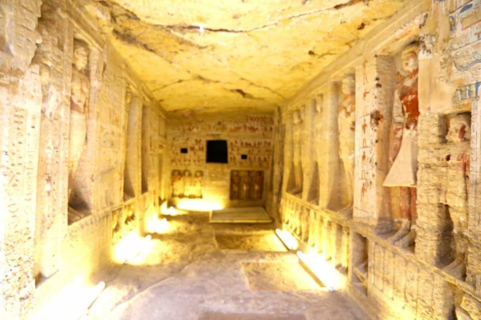 Egitto, Straordinaria Scoperta A Saqqara: Riemerge Una Tomba Intatta Di ...