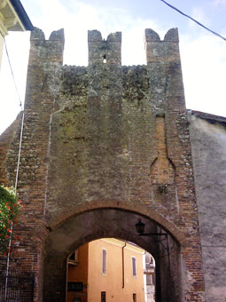 Portale di accesso a Borghetto