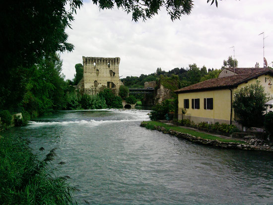 Il ponte visconteo di Borghetto