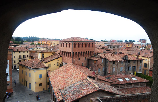 Panorama su Vignola dalla Torre del Pennello