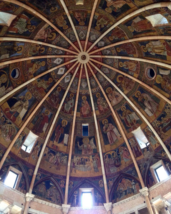 I dipinti che decorano la cupola del Battistero di Parma