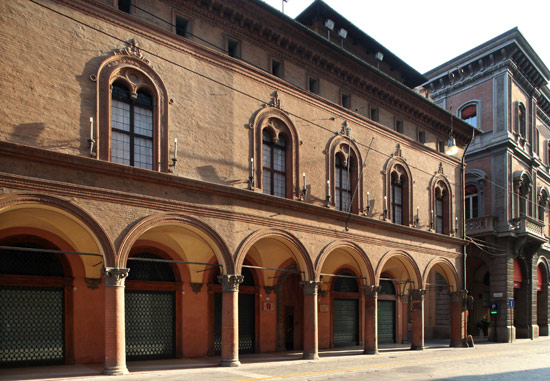 Casa Saraceni a Bologna