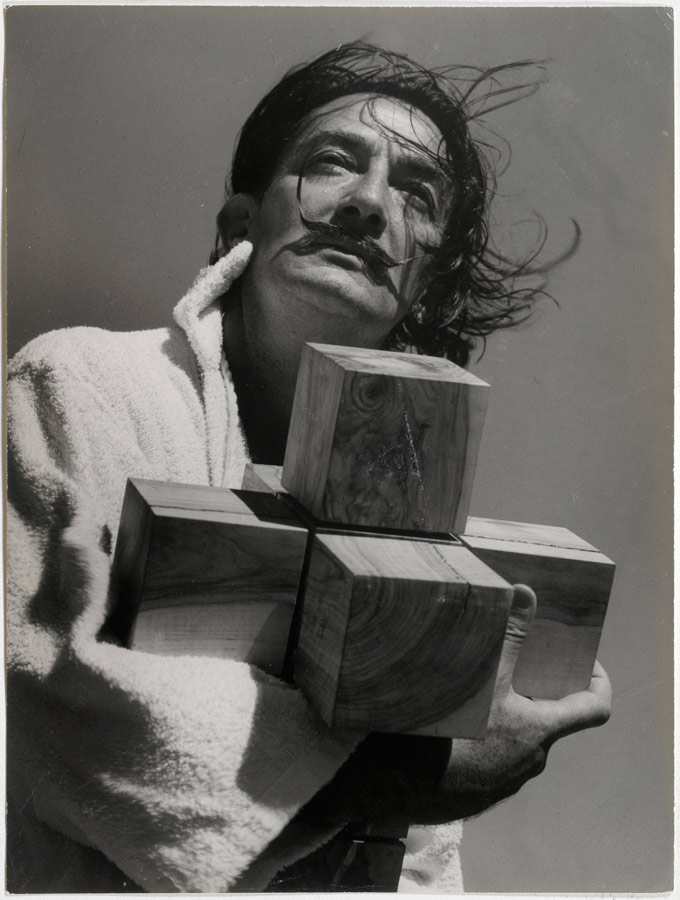 Català-Roca, Francesc, Salvador Dali with Hipercubic Cross