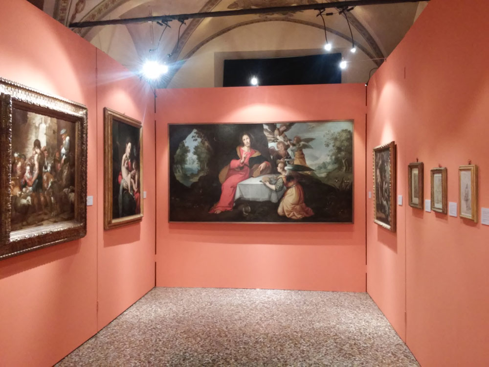 Prima sala della mostra Sinibaldo Scorza. Favole e nature all'alba del Barocco