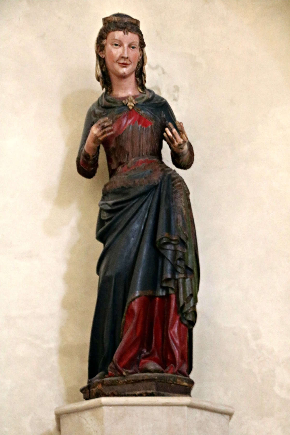 Mariano d'Agnolo Romanelli, Vierge à l'enfant (fin du XIVe siècle ; bois peint et sculpté ; Lucignano, San Francesco). Photo : Matteo Bimonte