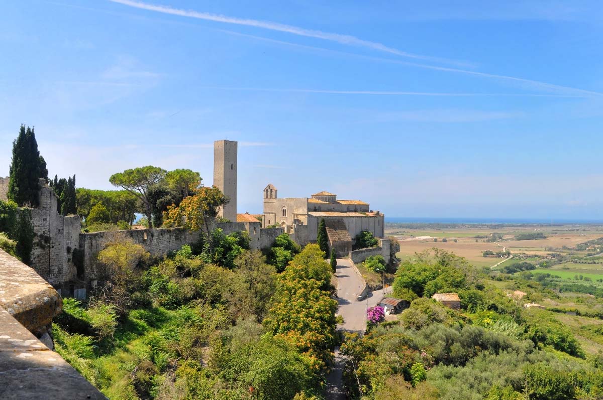 Tarquinia, Santa Maria in Castello. Photo: Ra Boe