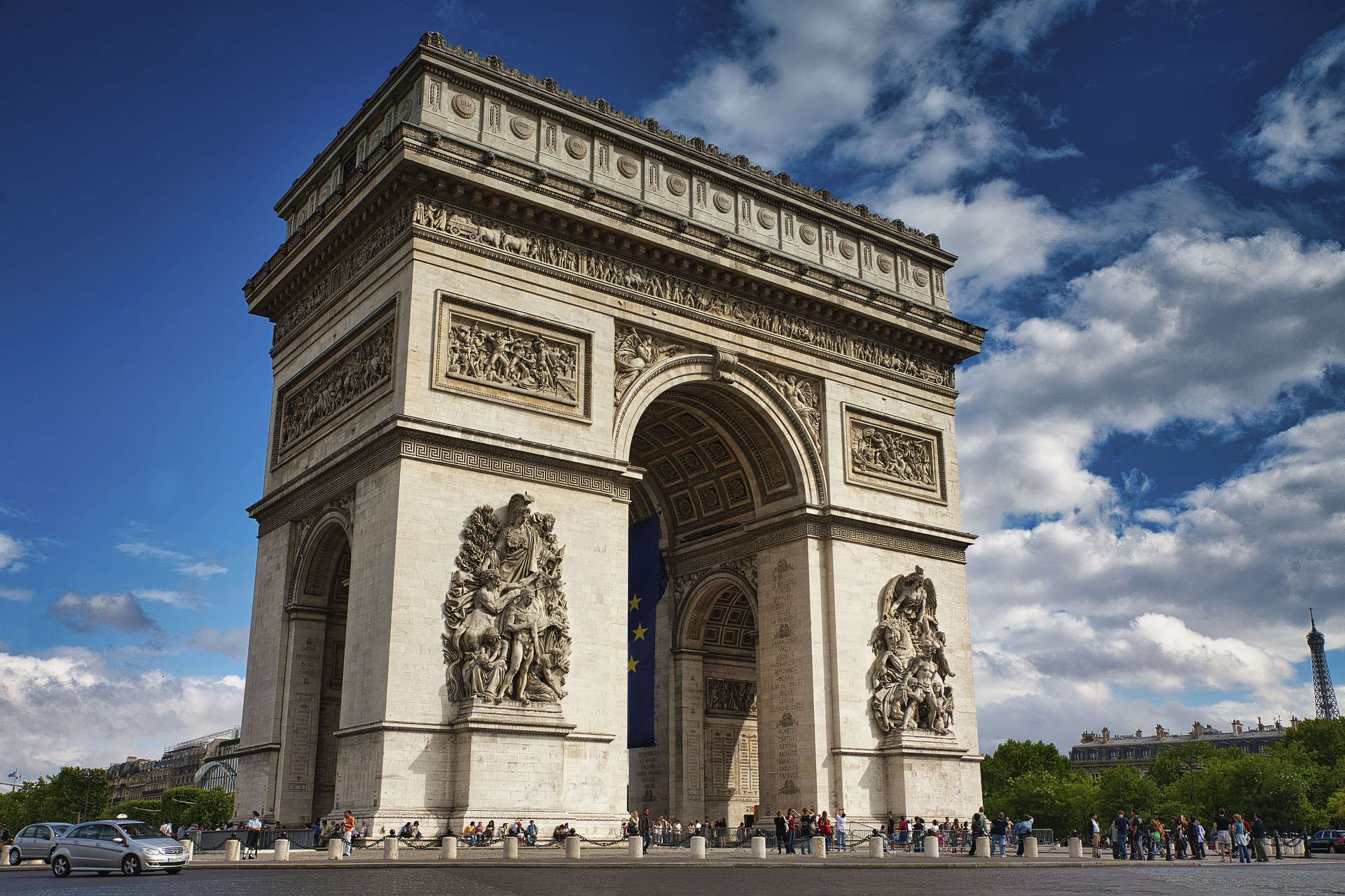 The Arc de Triomphe. Photo: Ian Kelsall