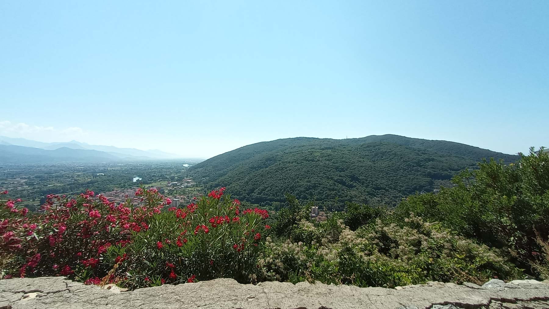 Panorama du promontoire de Caprione