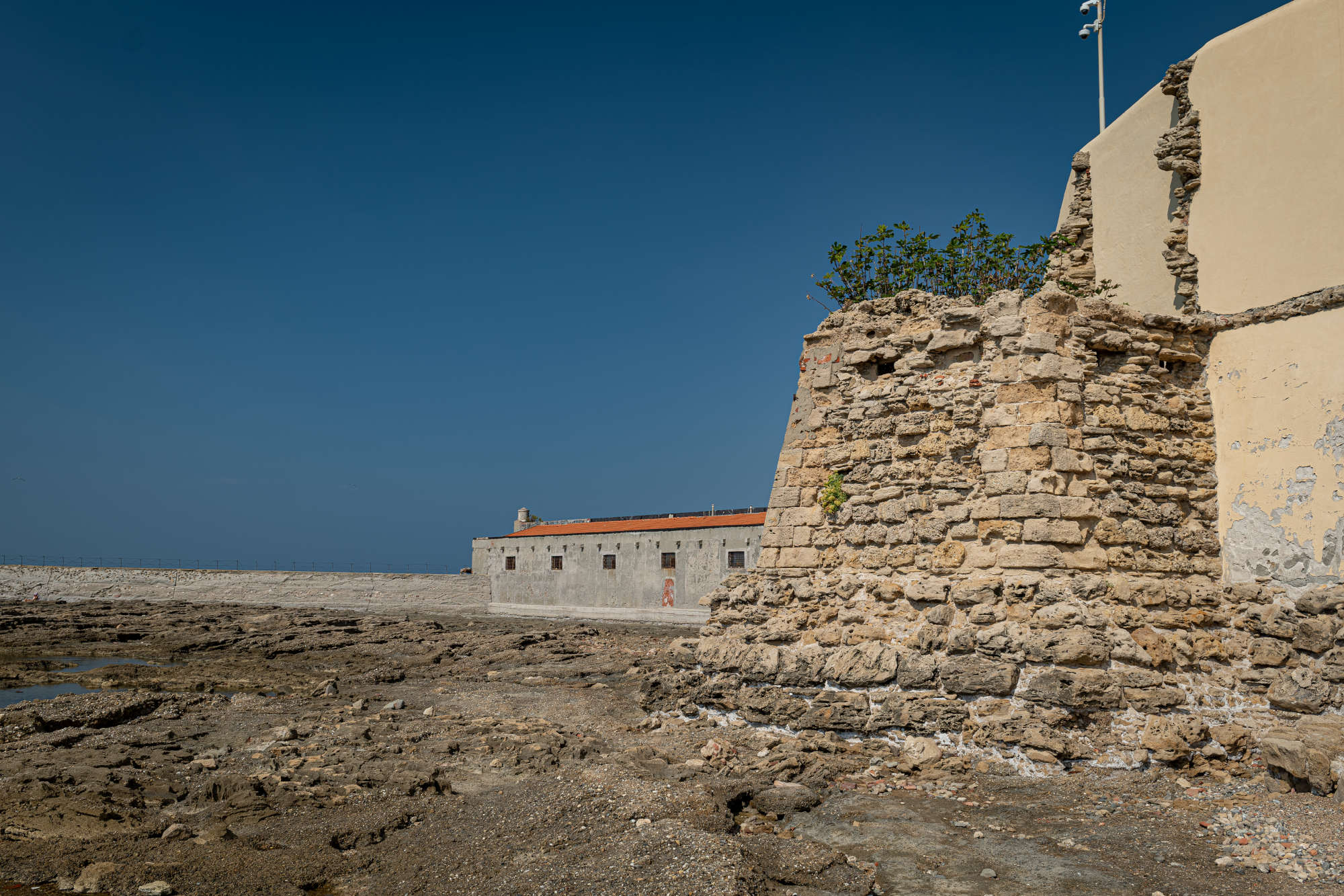 La tour, vestige de l'ancien lazzeretto, aujourd'hui. Photo d'Emiliano Cicero, 2023