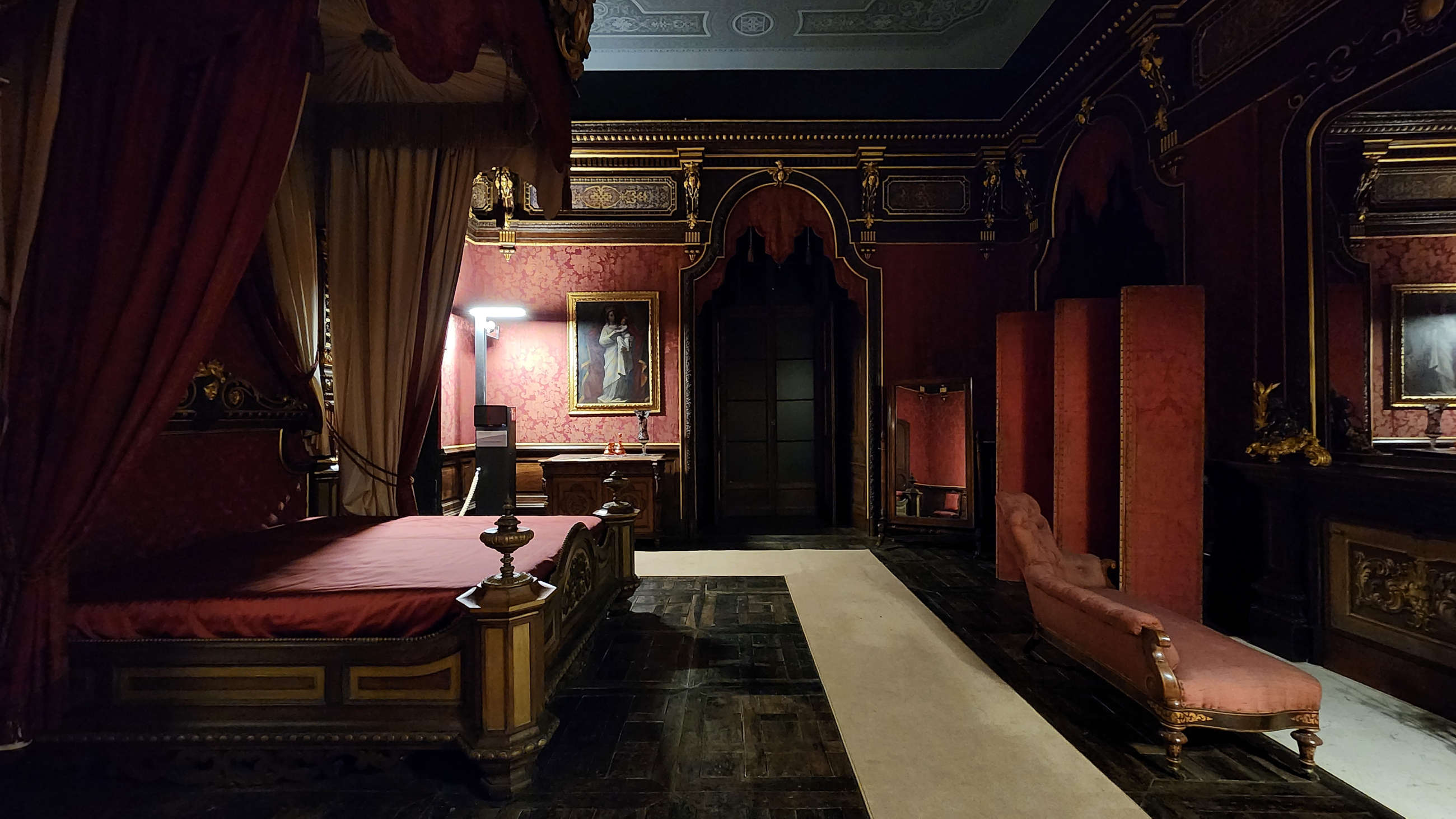 Royal Apartments: Queen's Bedroom