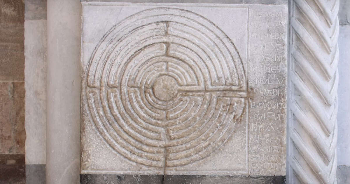 Il labirinto della Cathedral of Lucca. Photo: Alessandro Pasquali / Danae Project