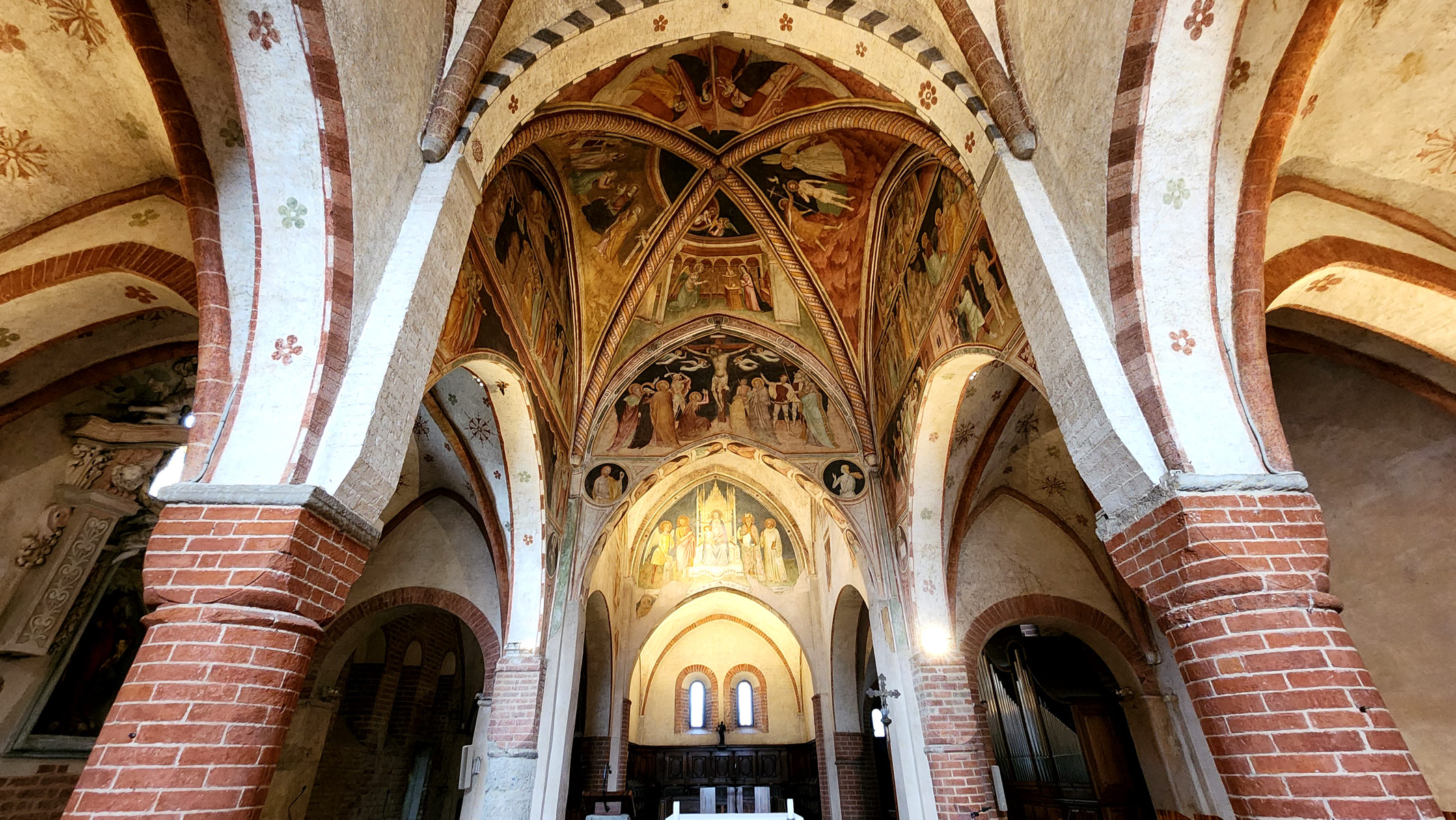 Intérieur de l'église abbatiale