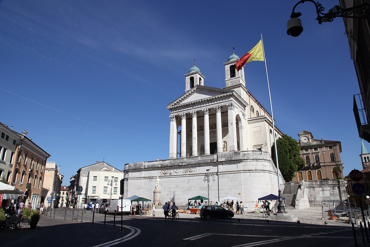 Catedral de San Pedro en Schio