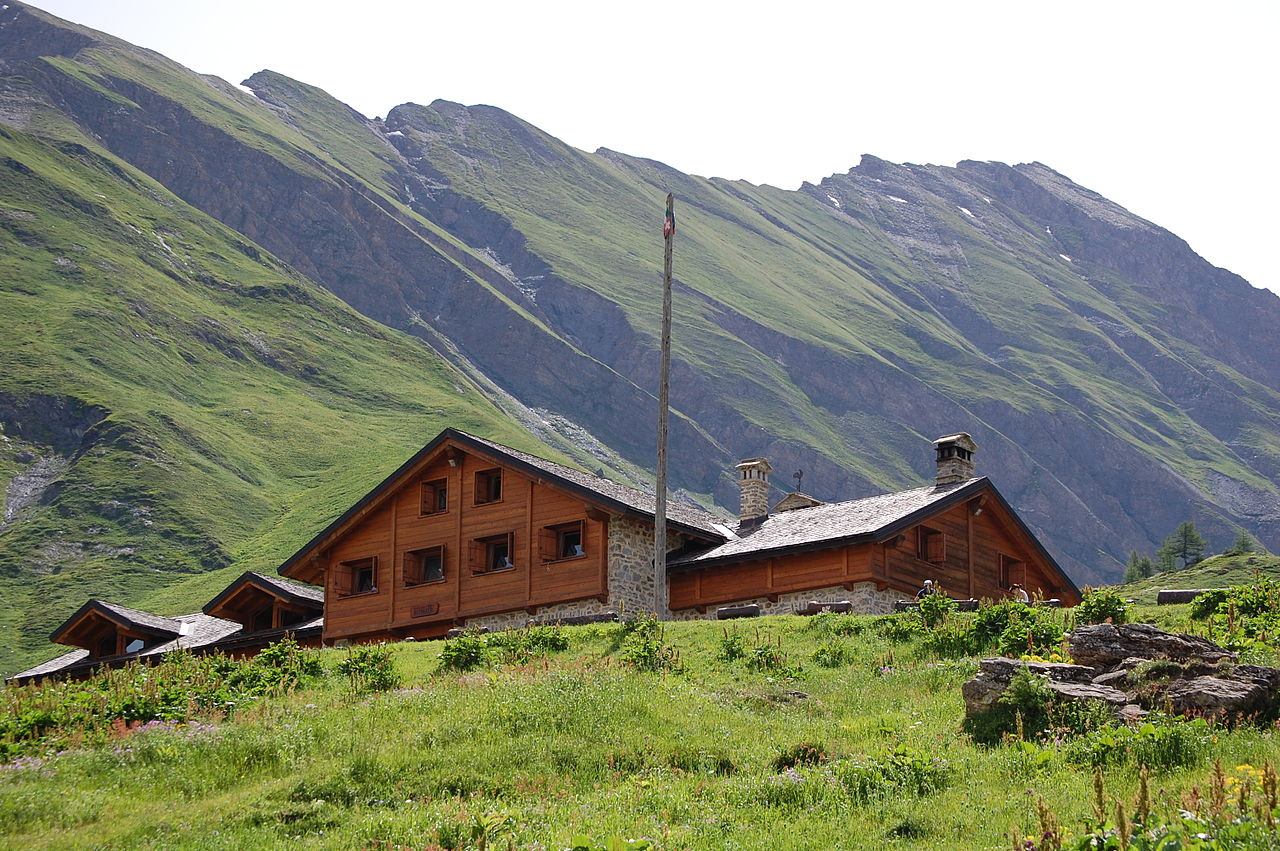 Walter Bonatti Refuge