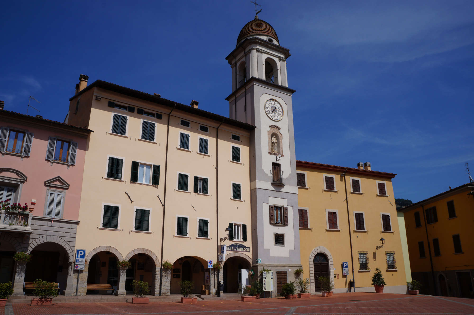 Rocca San Casciano, Piazza Garibaldi