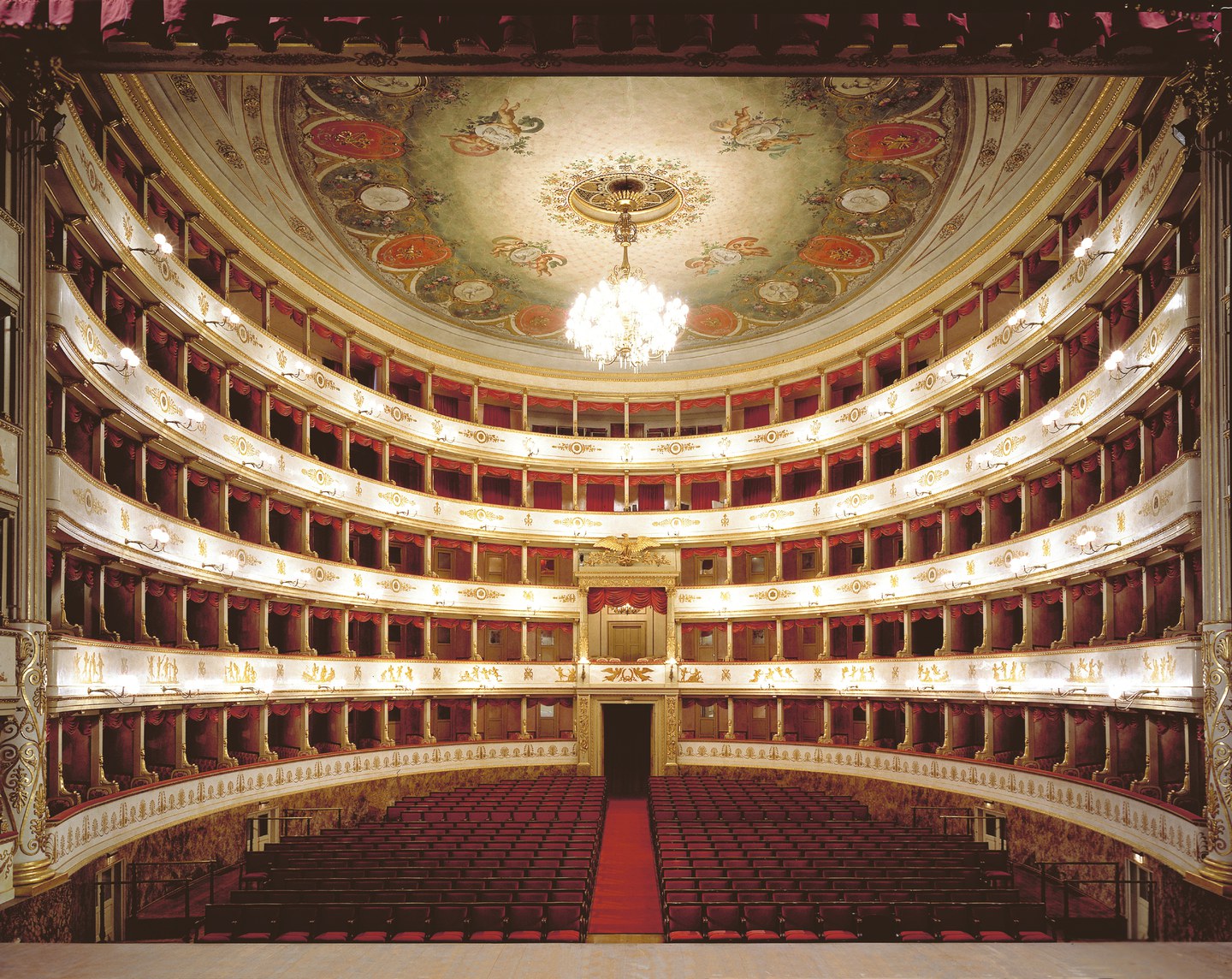 Teatro Municipal Luciano Pavarotti