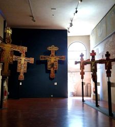 Les croix du musée de San Matteo à Pise : la plus grande collection de croix peintes au monde