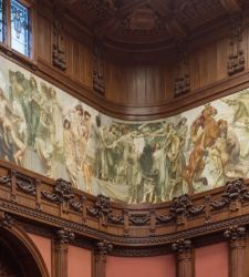 Prises de vue aériennes avec des drones de la frise de Giulio Aristide Sartorio dans la Chambre de Montecitorio