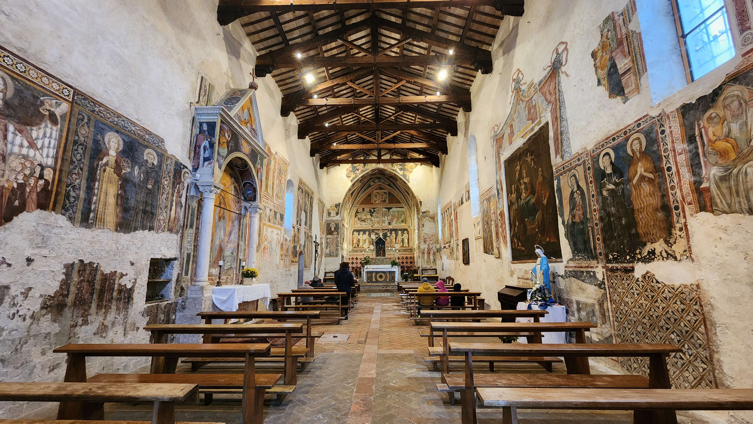 Iglesia de Santa María, interno