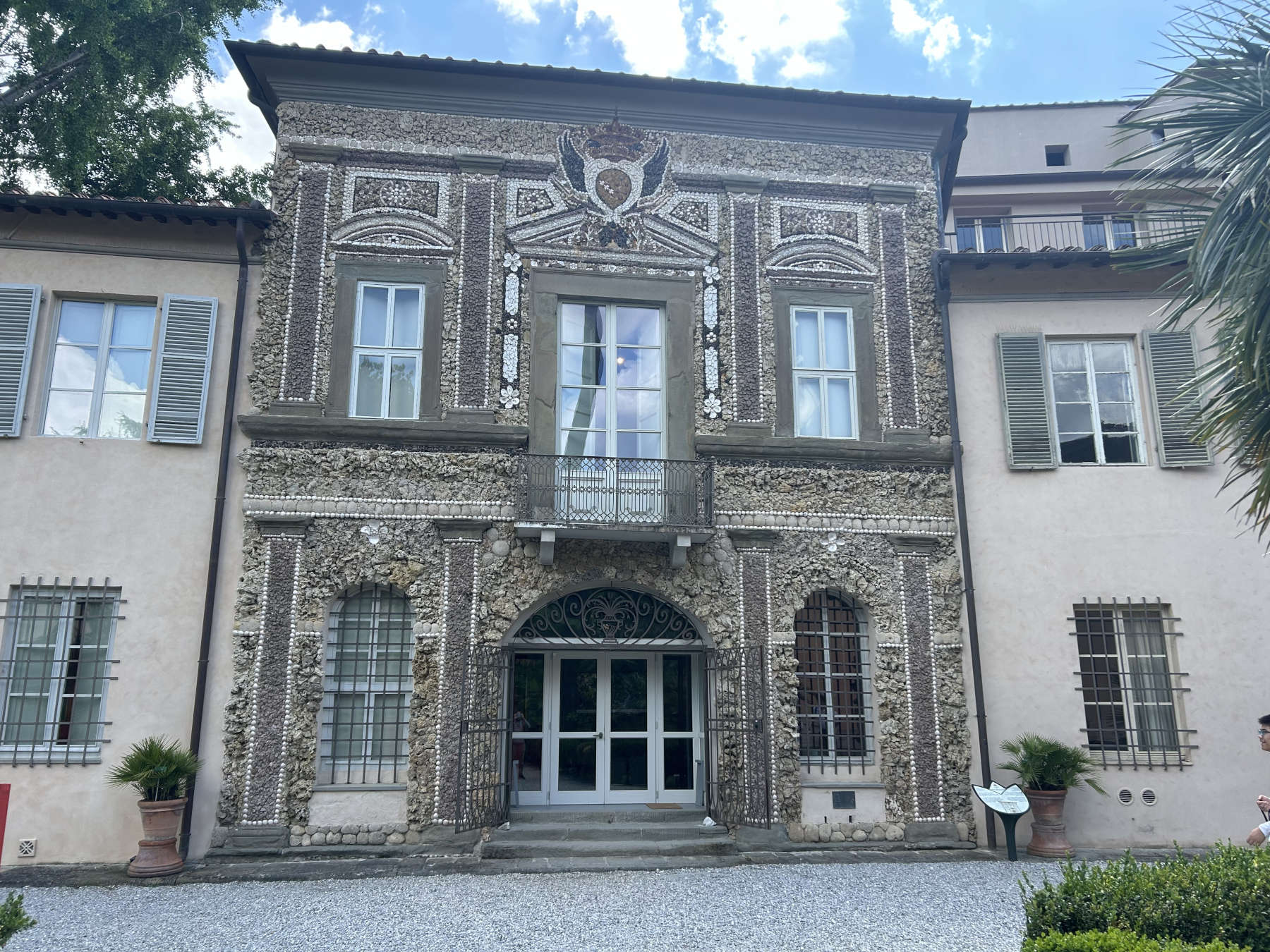 The facade of the Shell Palace, home of the museum