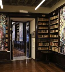 Alice Pasquini interprète la mémoire : "Vestige" exposé à la Fondation Primoli