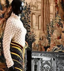 Louvre Couture, la prima mostra del museo parigino dedicata alla moda 