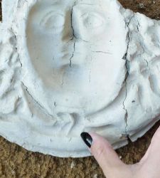 Licata, descubrimiento de una matriz de máscara con el rostro de Medusa