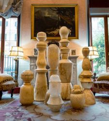 La mostra di Chiara Lecca nelle stanze segrete di Palazzo Doria Pamphilj: arte e alchimia tra natura e mito