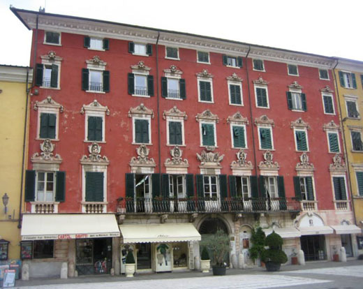 Carrara, Palazzo Del Medico