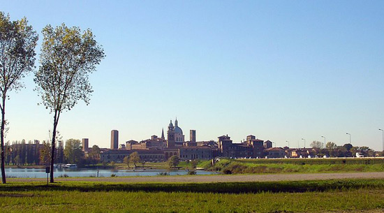 Panorama di Mantova dal Ponte di San Giorgio